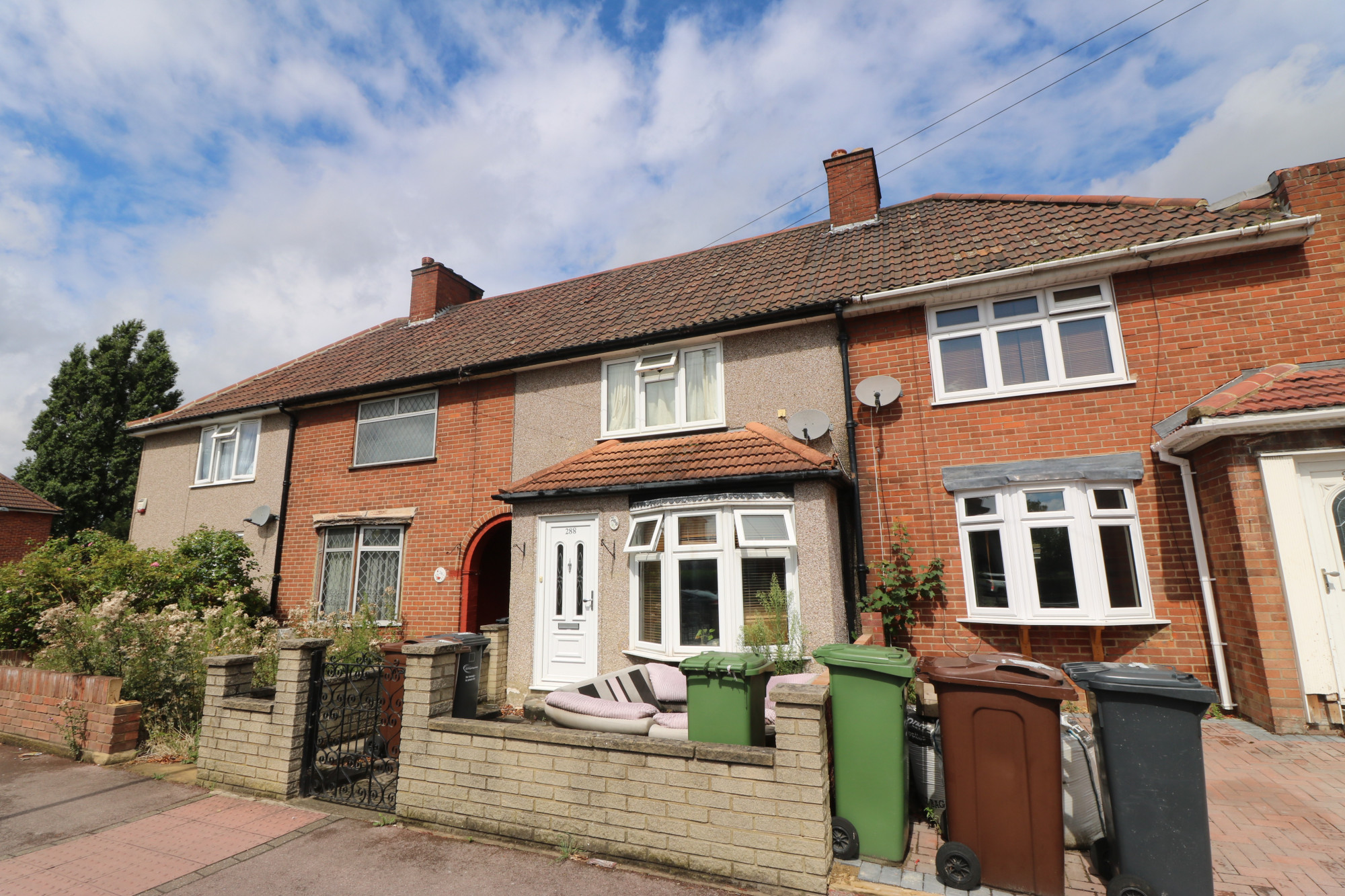 Porters Avenue, RM8 2EQ