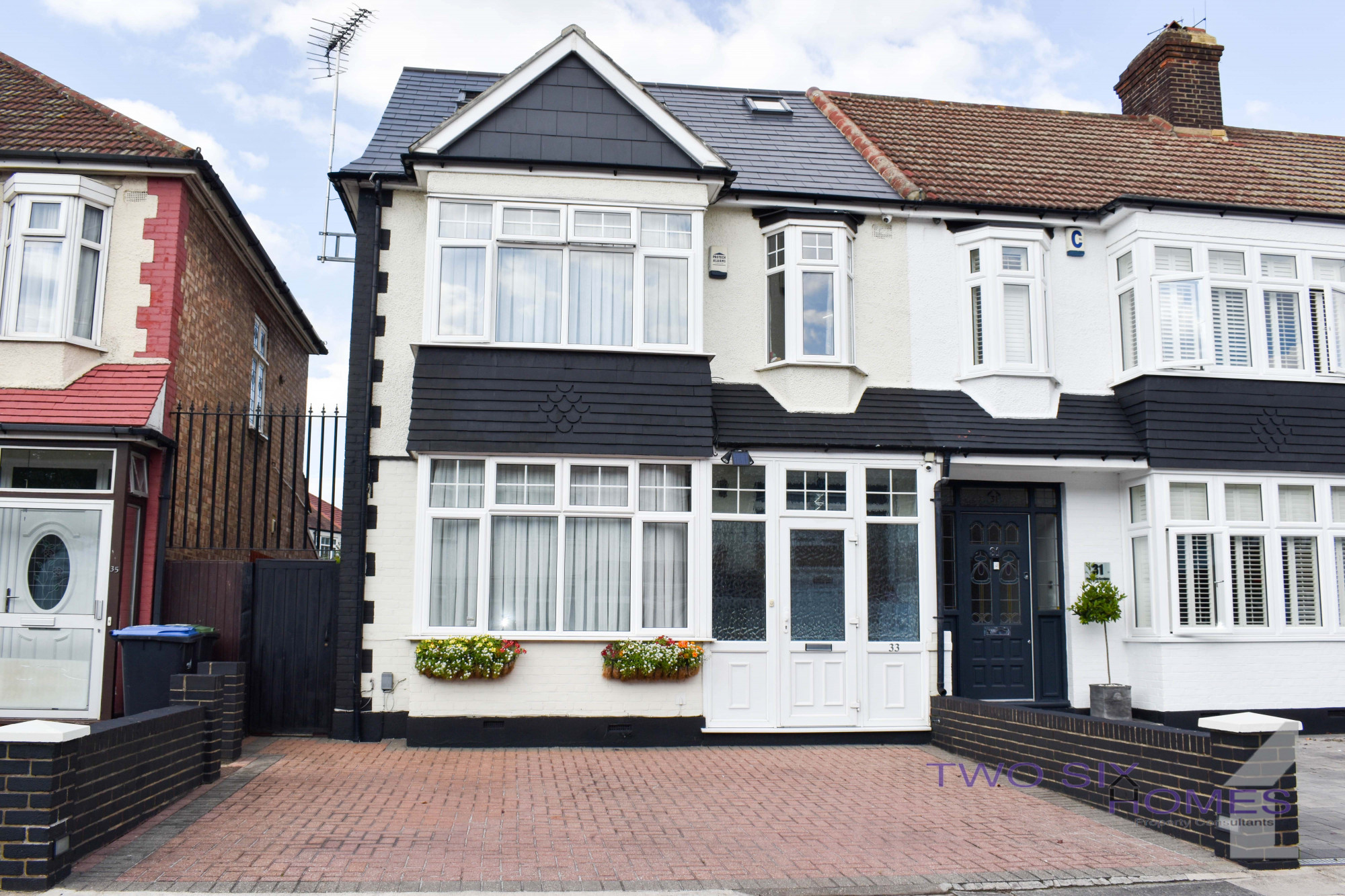 Kenmare Gardens, N13 5DR