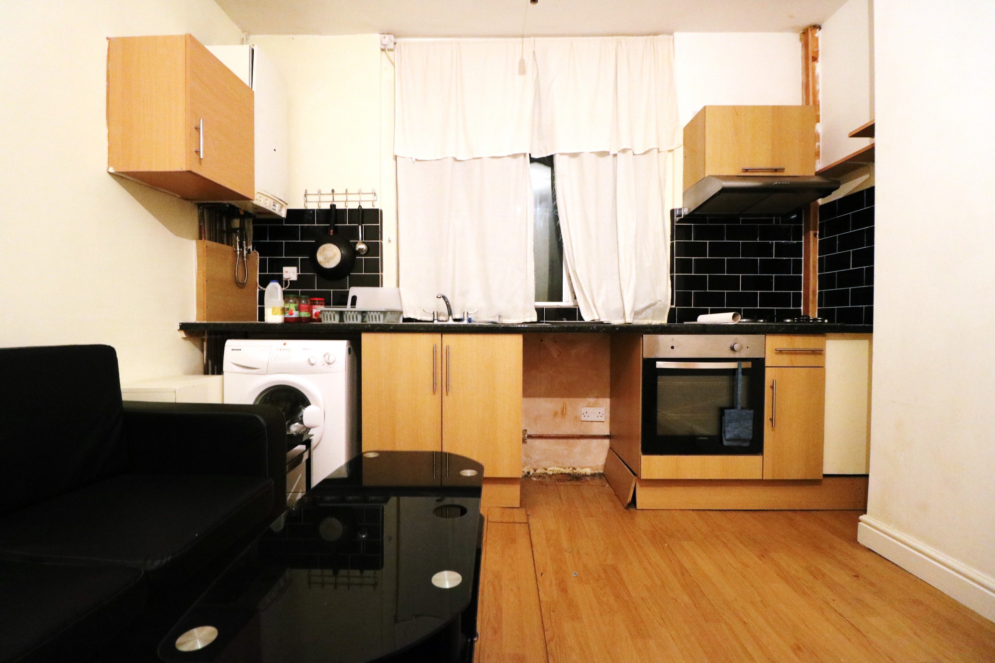 Leytonstone, E11 4QS