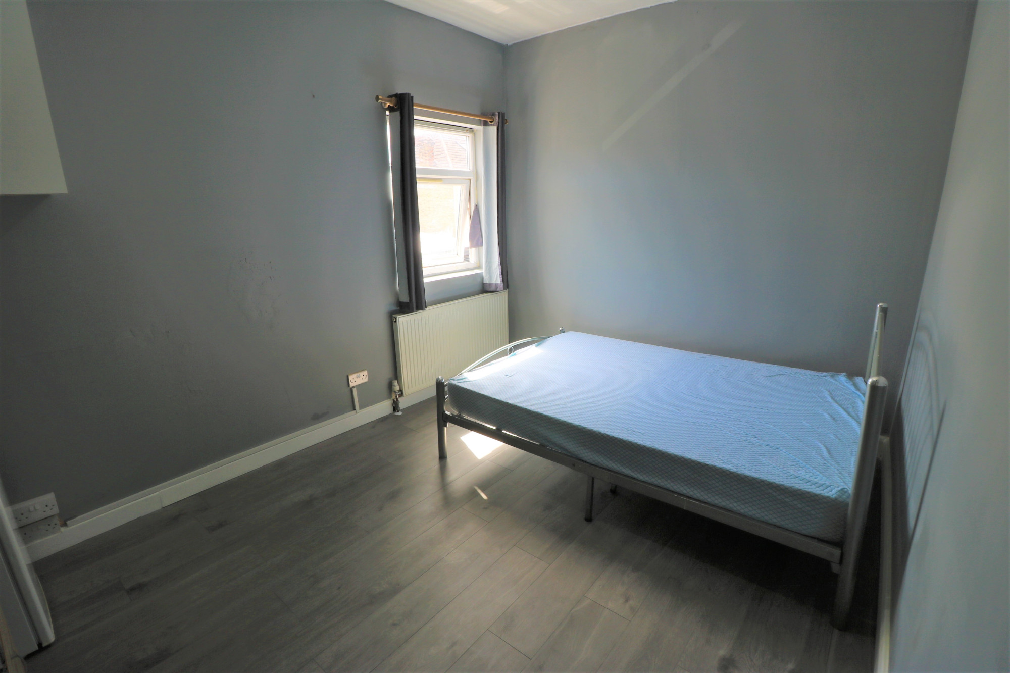 Cecil Avenue, IG11 9TA