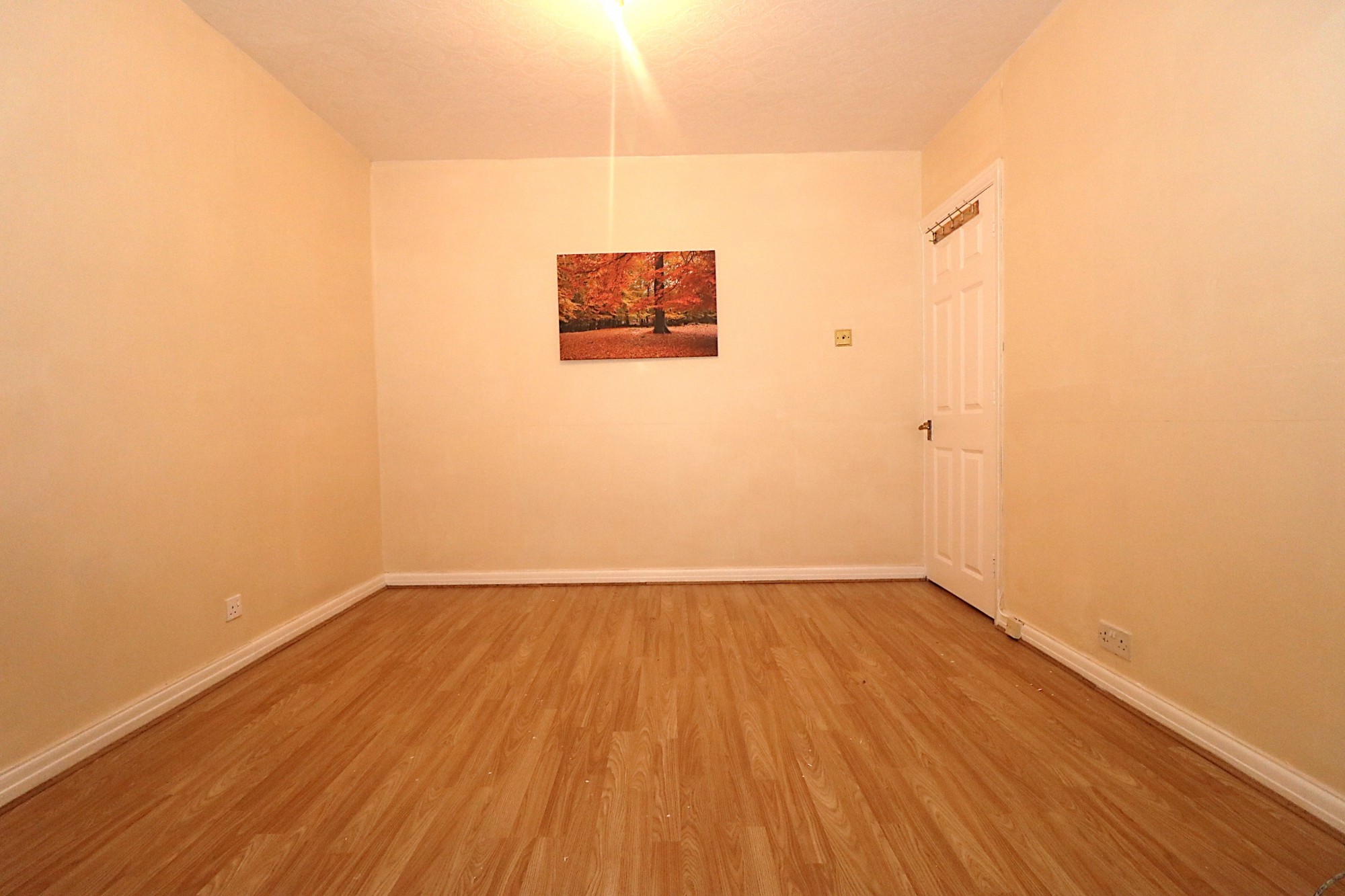 Third Avenue, RM10 9BA