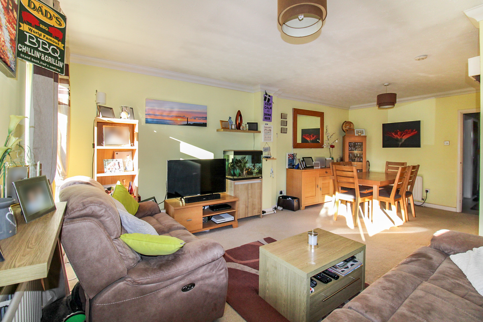 3 Bed House Woburn Avenue Farnborough GU14 Greg James Estate Agents