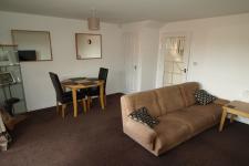 LOUNGE1