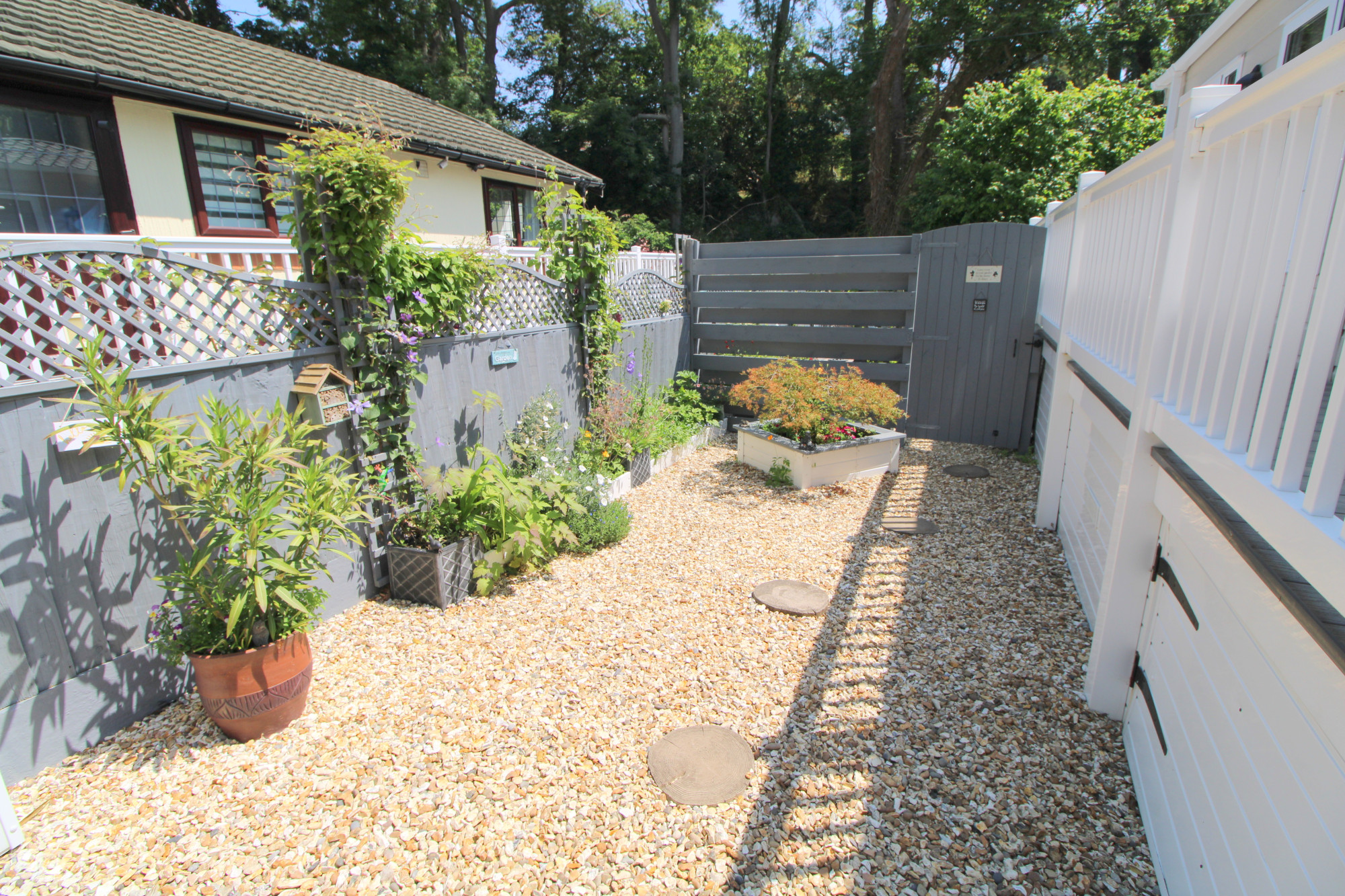 2 Bed Park Home Bryn Gynog Park Conwy LL32 Elwy