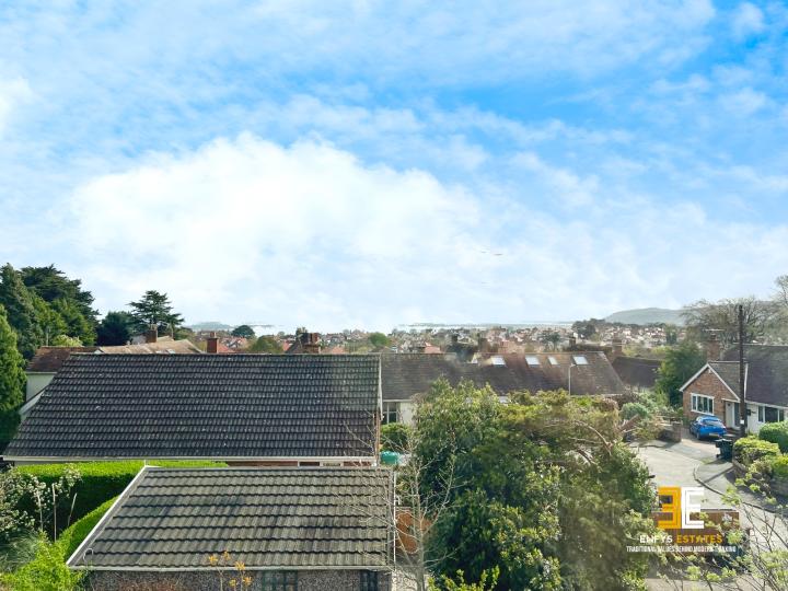 2 Bed House Bryn Teg Drive RhosOnSea LL28 Enfys Estates