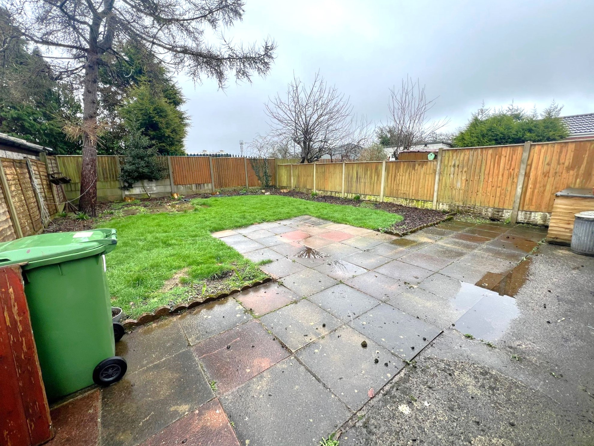 2 Bed Semi Detached Bungalow Broadfield Avenue PoultonLeFylde FY6 8HT