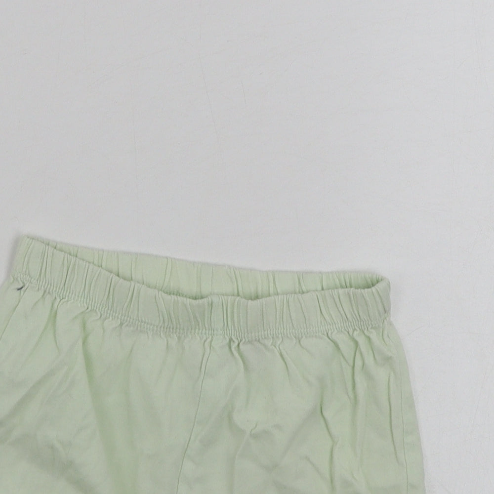TU Girls Sweat Shorts Size 5-6 Years Green - close detail