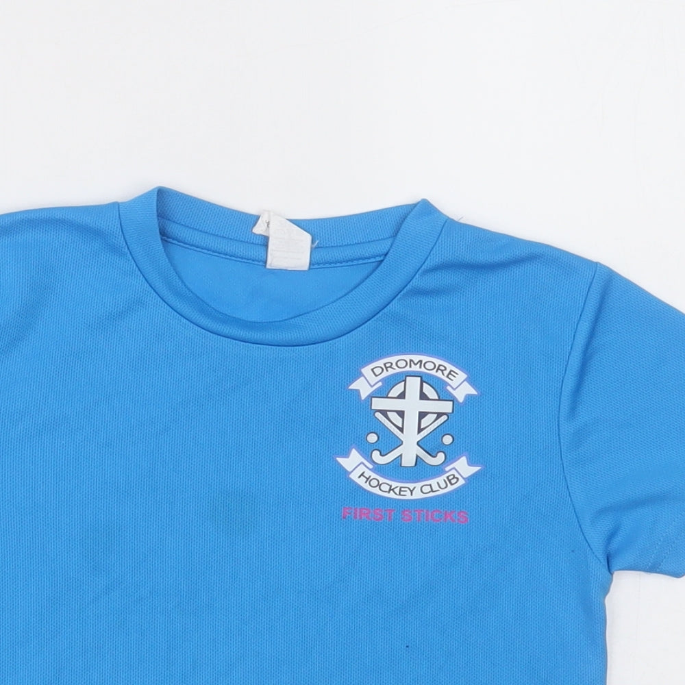 Awdis Boys Basic T-Shirt Size 3-4 Years Blue Crew Neck dromore hockey club - close detail