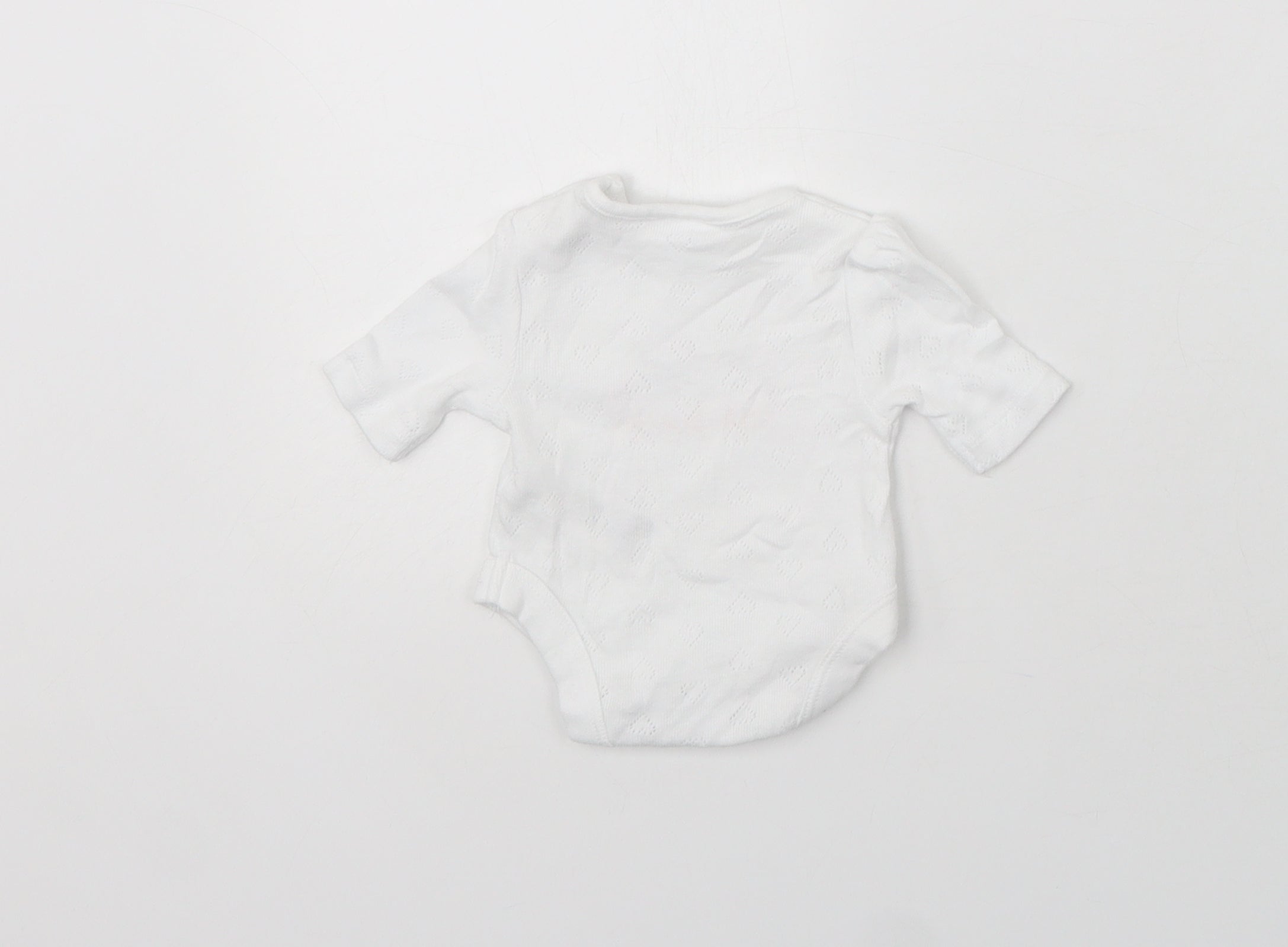 F&F Baby Romper One-Piece Size 0-3 Months White Tiny Baby Short Sleeve - label detail