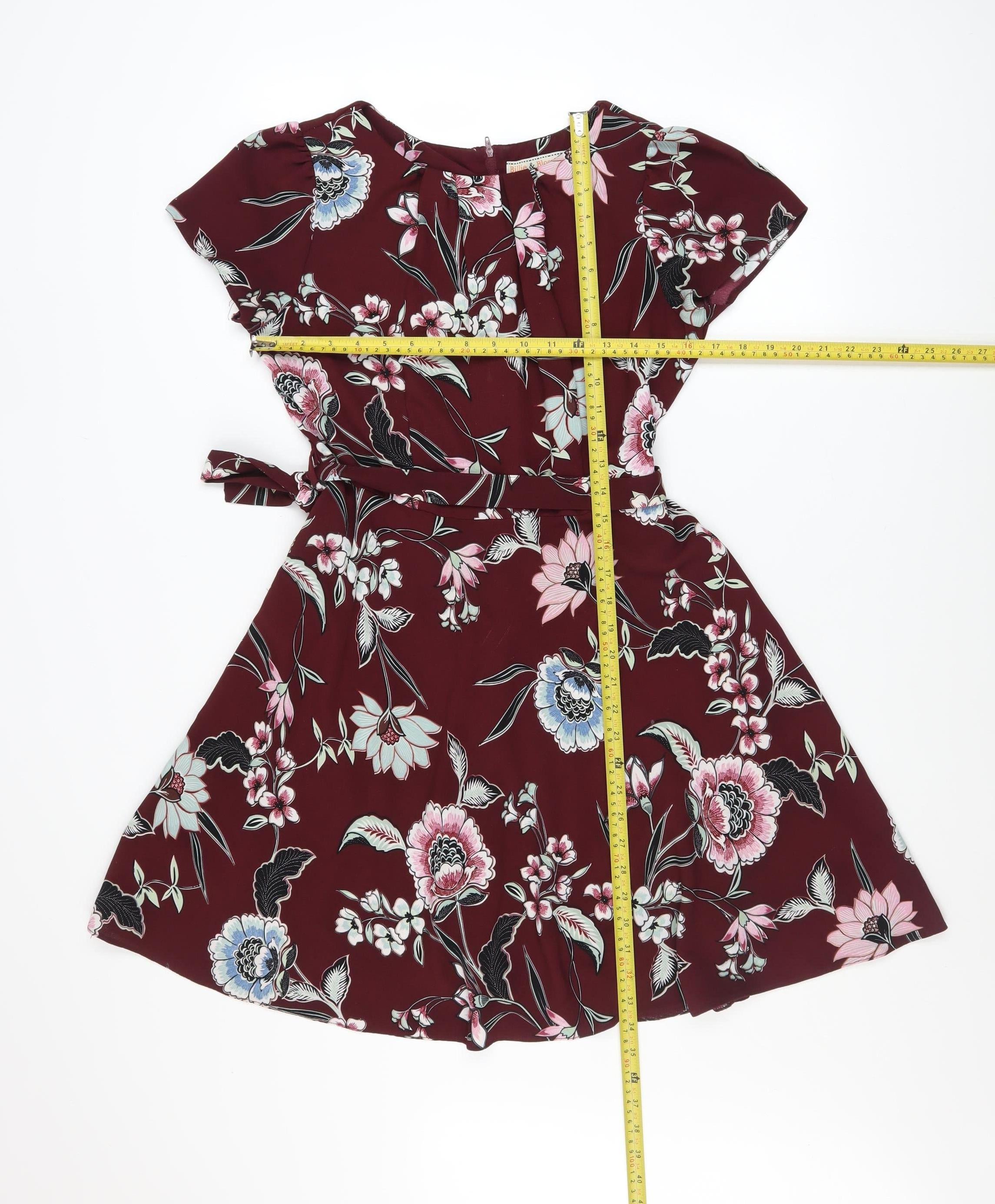 Billie & Blossom Womens Fit & Flare Dress Size 12 Red Floral Knee Length Casual - label detail