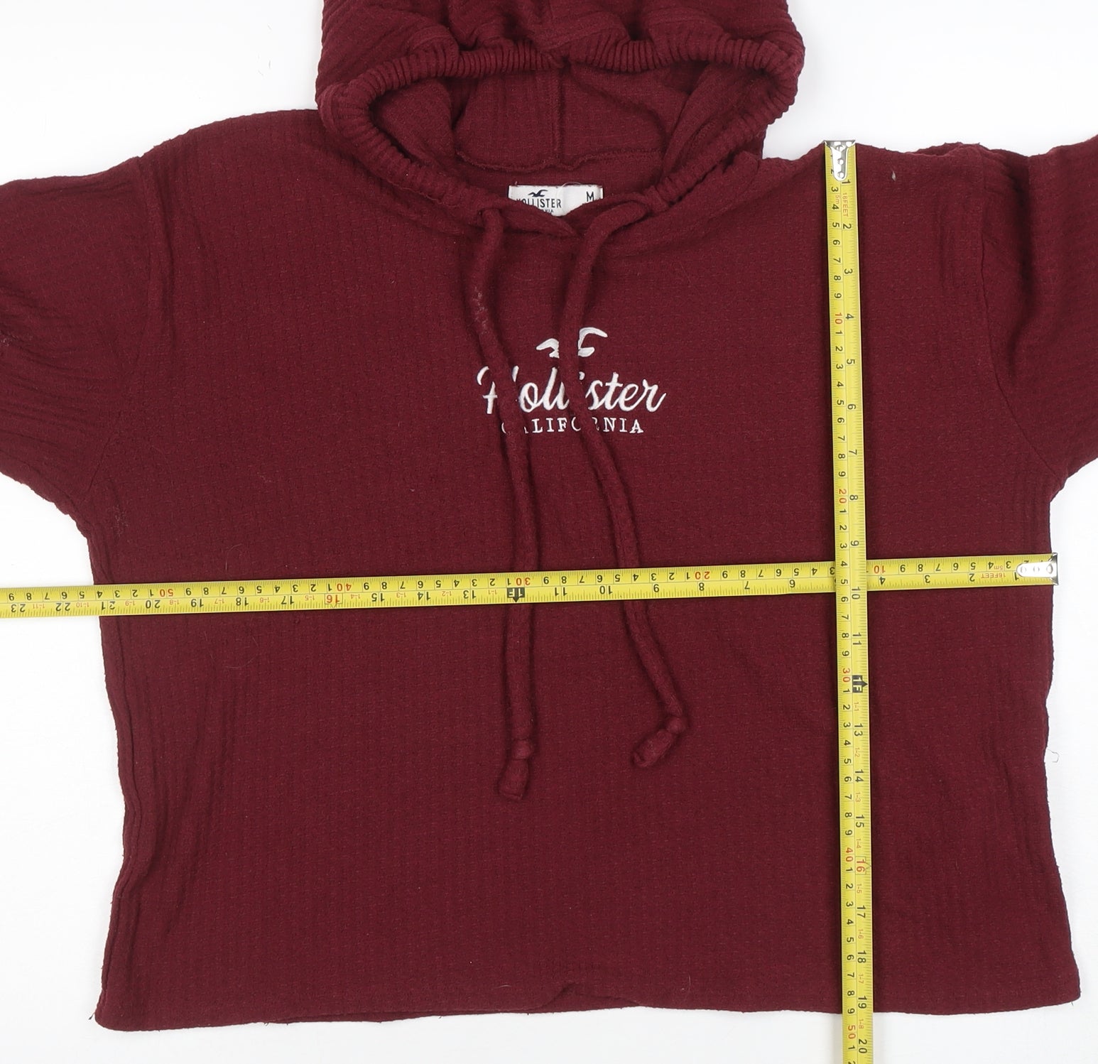 Hollister Womens Pullover Hoodie Size M Red Long Sleeve Casual Hooded Logo - label detail
