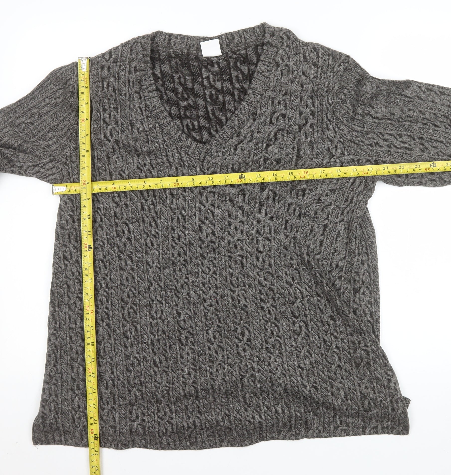 Womens DAGi Size XL Pullover Jumper Grey V-Neck Cable-Knit Long Sleeve Casual - label detail