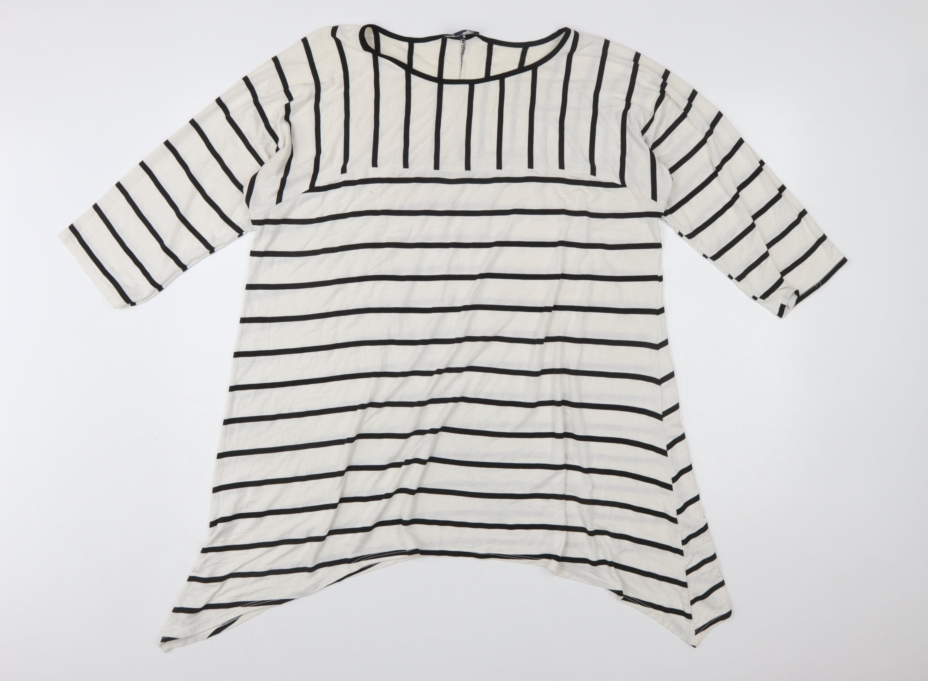 Saloos Womens Tunic T-Shirt Size 20 White Striped Scoop Neck 3/4 Sleeve Casual - reverse view