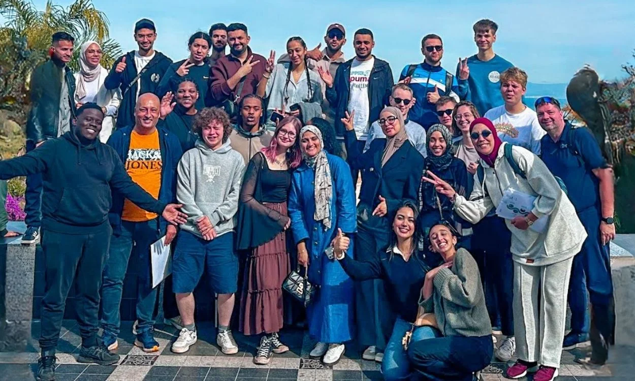 Connecté·e·s – Ensemble pour une cohésion sociale et numérique