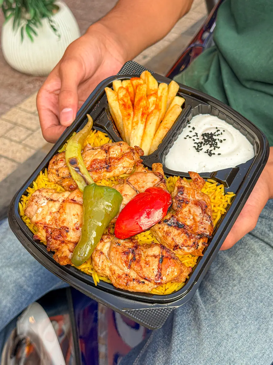 عرض الشيش طاووك