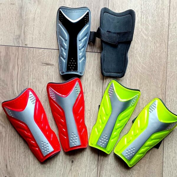 Гетри футбольні розмір 40-45 кольори в асортименті