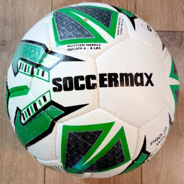 Рукавички воротарські дитячі BAYERN MUNCHEN розмір 6-8 кольорів в асортименті