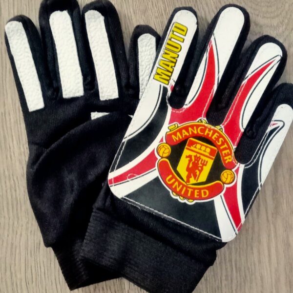 Рукавички воротарські дитячі BAYERN MUNCHEN розмір 6-8 кольорів в асортименті