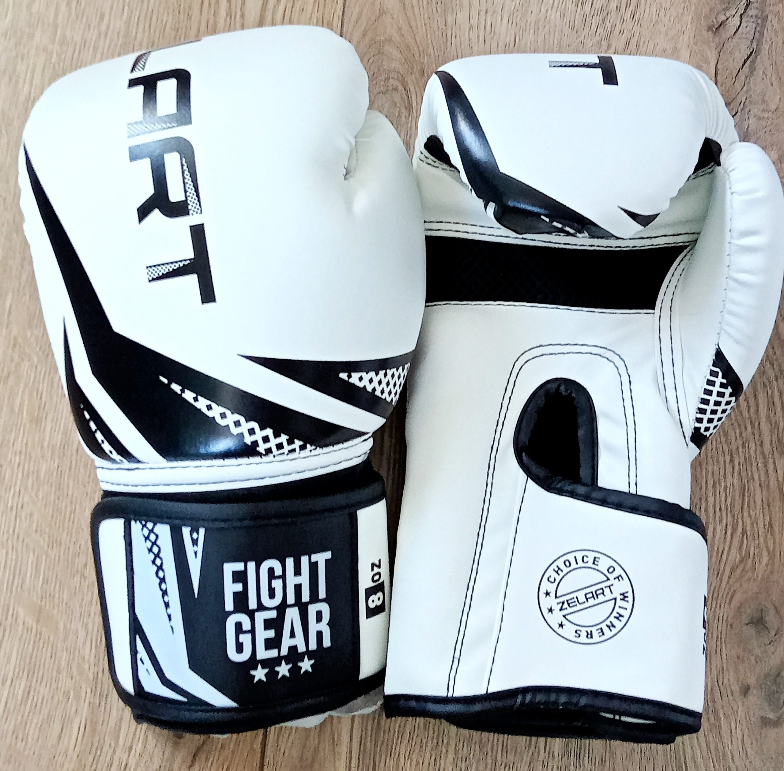 Рукавички воротарські дитячі BAYERN MUNCHEN розмір 6-8 кольорів в асортименті