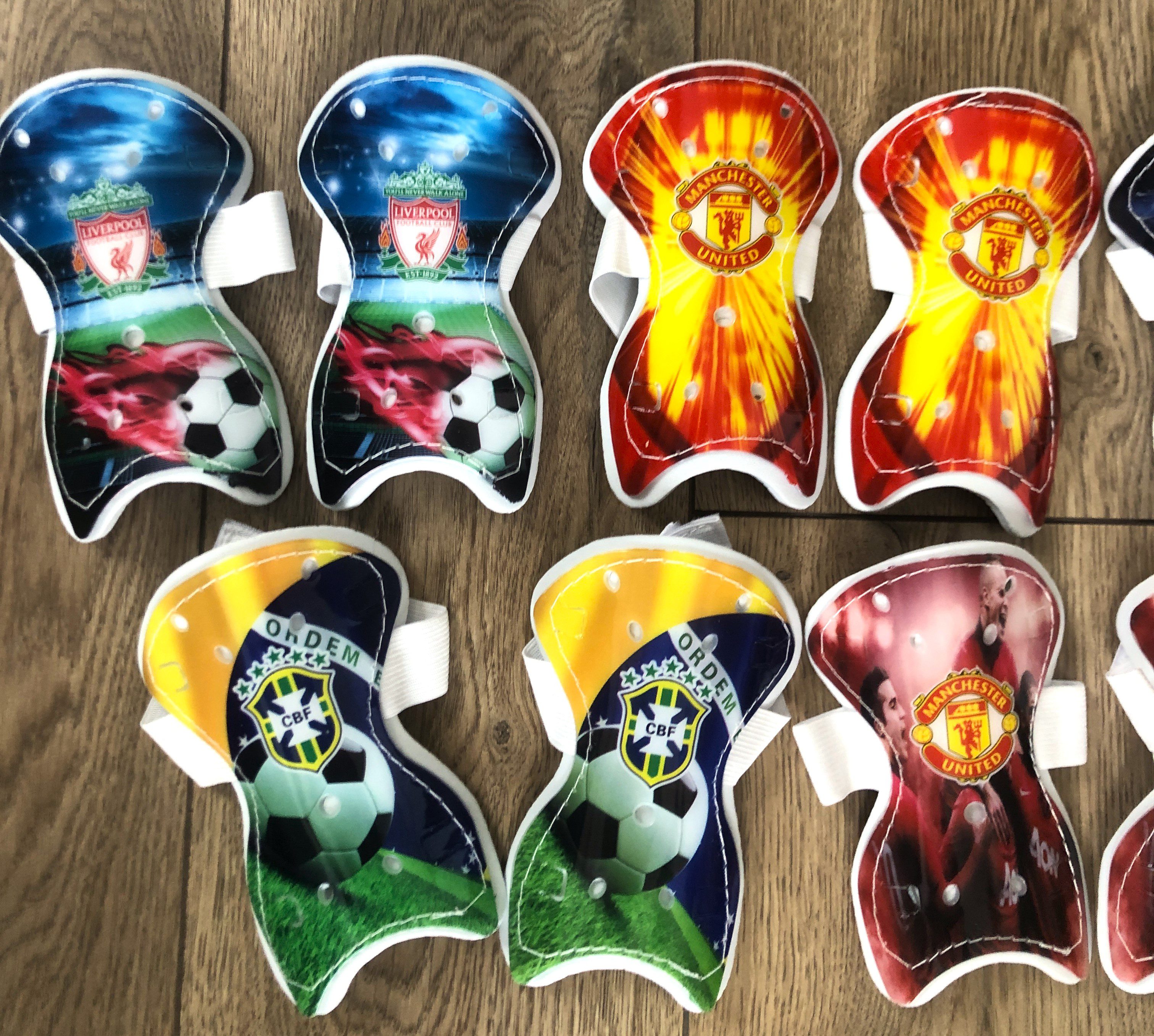 Щитки футбольные детские №1 (цвета в ассортименте)