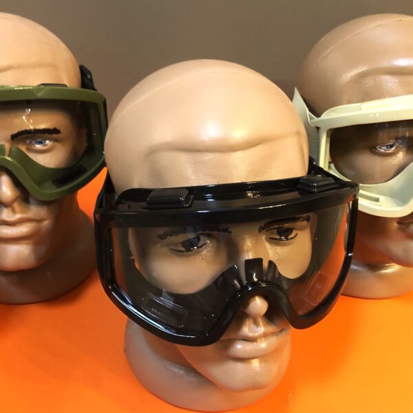 Захисні тактичні окуляри-маска, колір оправи чорний, прозорі лінзи.