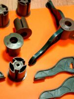 Центральная часть-бобышка крепления новогодней ёлки на 3 ножки Dотверстия=19мм, h бобышки=6,5см