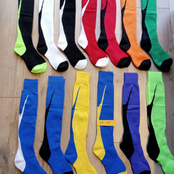 Акция! - Гетры футбольные ПЛОТНЫЕ ,размер 40-45,цвета в ассортименте