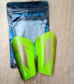 Щитки футбольні, розмір S, кольори в асортименті