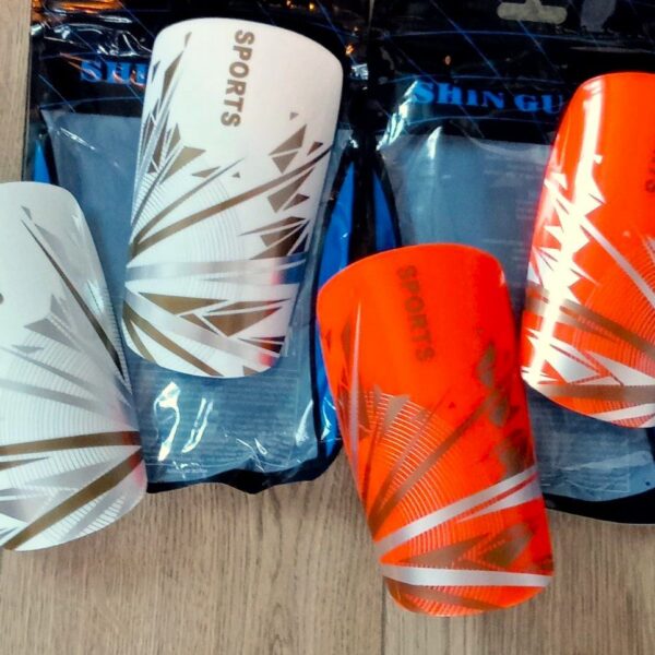 Щитки футбольні дитячі SPORTS, розмір S, кольори в асортименті