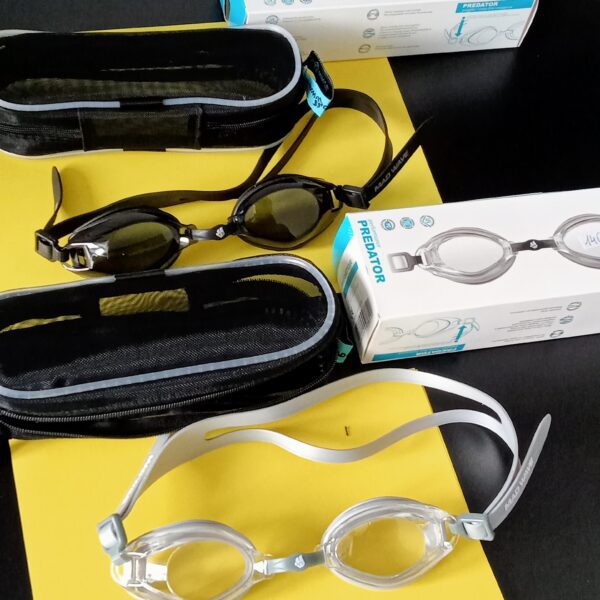 Очки для плавания взрослые MadWave PREDATOR, цвета в ассортименте