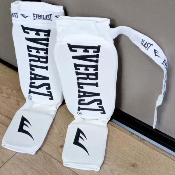 Захист гомілки та стопи HARD TOUCH, розміри S-XL, кольори в асортименті