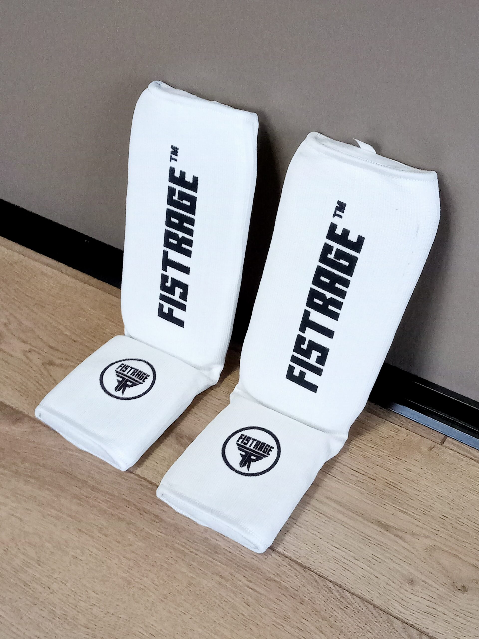 Захист гомілки та стопи HARD TOUCH, розміри S-XL, кольори в асортименті