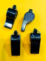 Свисток пластиковый, цвета в ассортименте