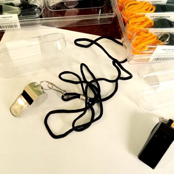 Свисток металлический хромированный ACME серебряный, в индивидуальной упаковке