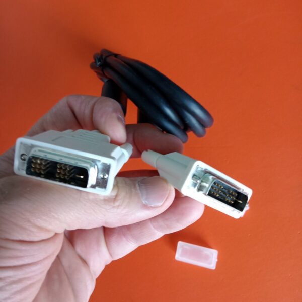 Провод с разъёмами для подключения офисной техники (разъёмы "папа-папа" на концах)