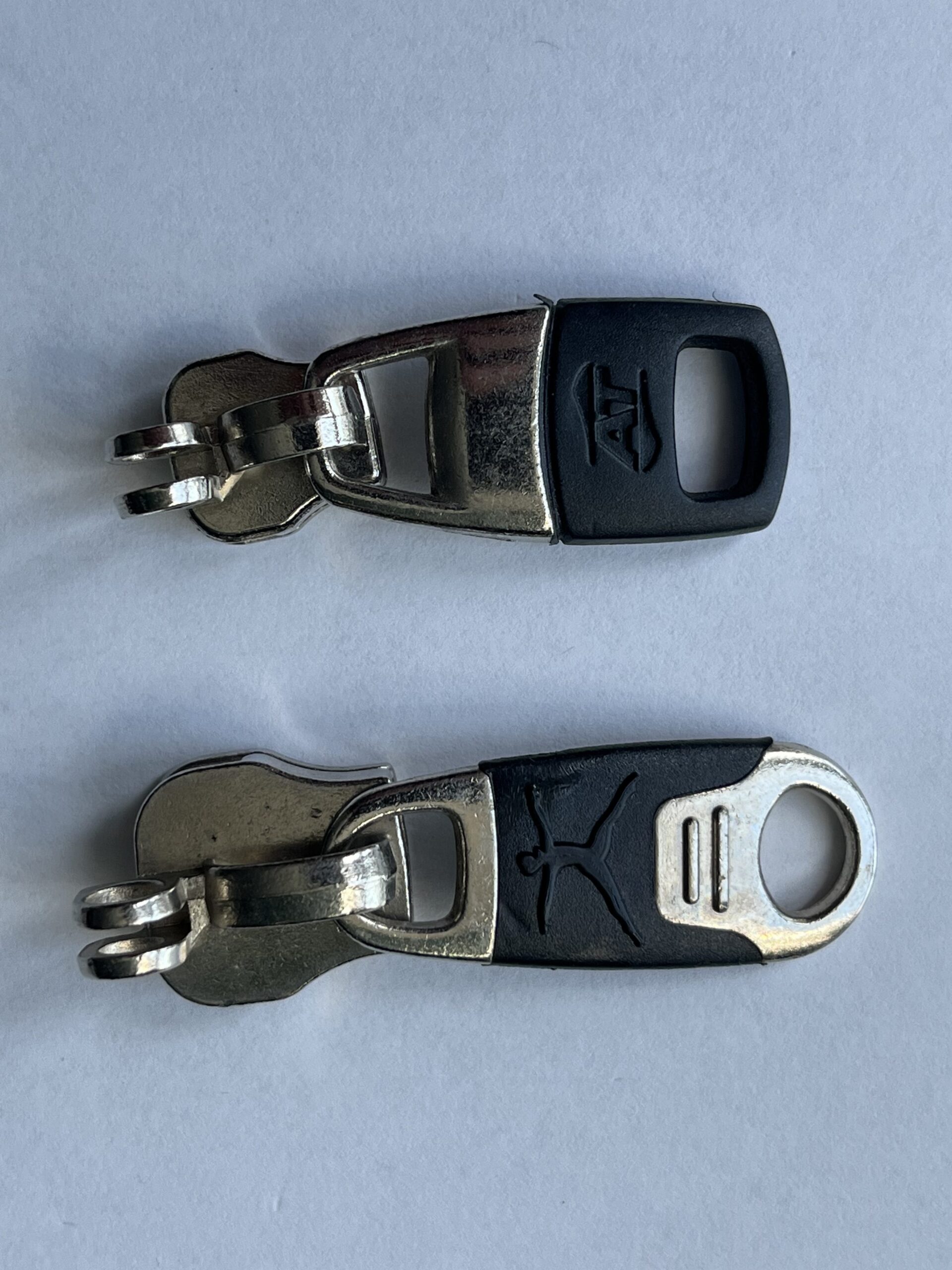 Бігунок для блискавки валізи №8,№10