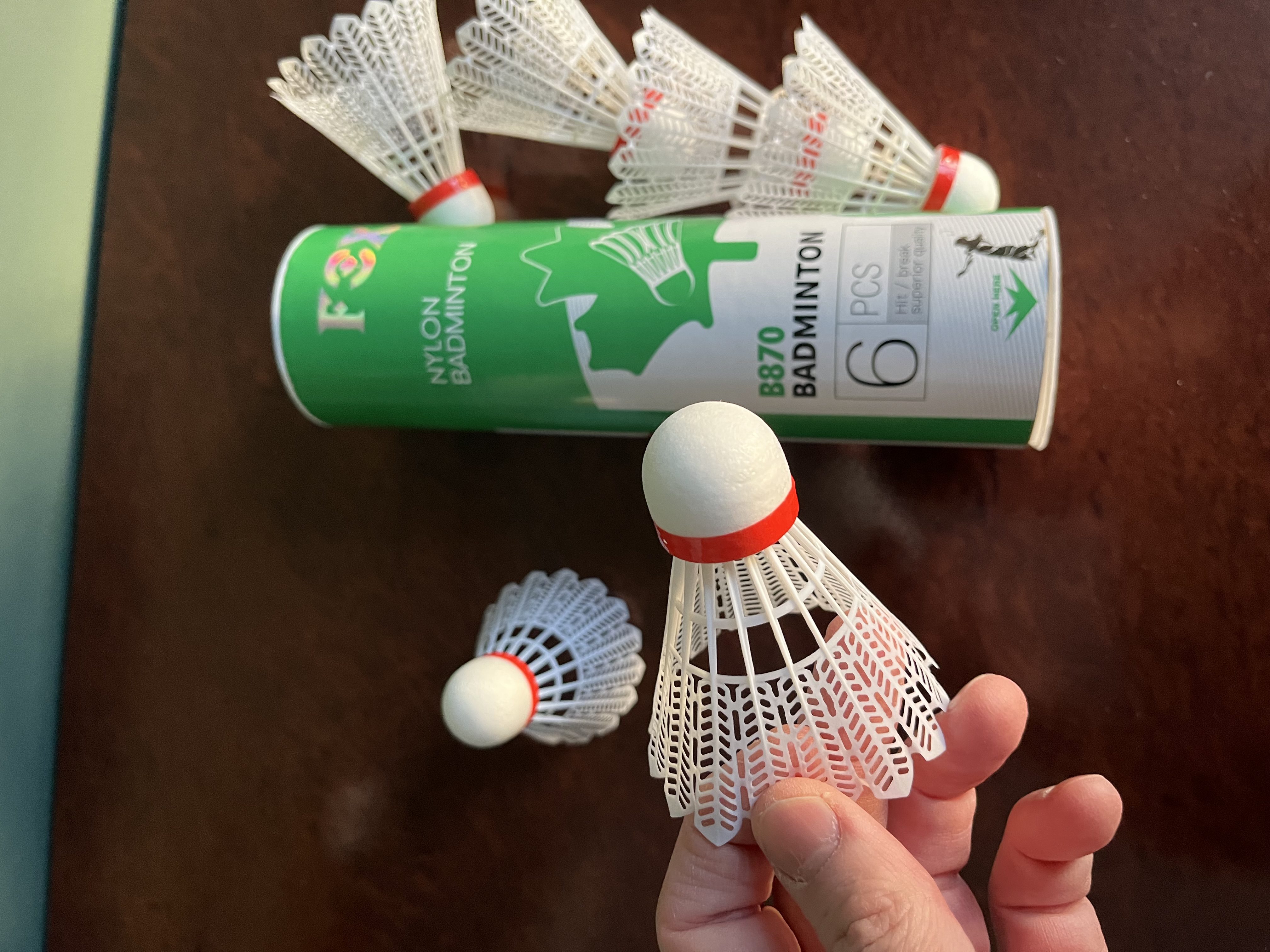 Волан для бадминтона (цена за 1 шт. ) нейлоновый FOX (скоростной), цвет белый