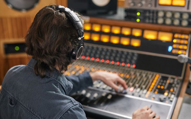 From Garage to Studio: Ai Music Tools Aiode From Garage to Studio: Ai Music Tools