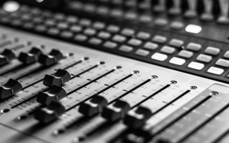 Real Musicians. Real AI. Real Creativity.