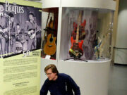 Historyczna gitara Johna Lennona znalazła nowego właściciela