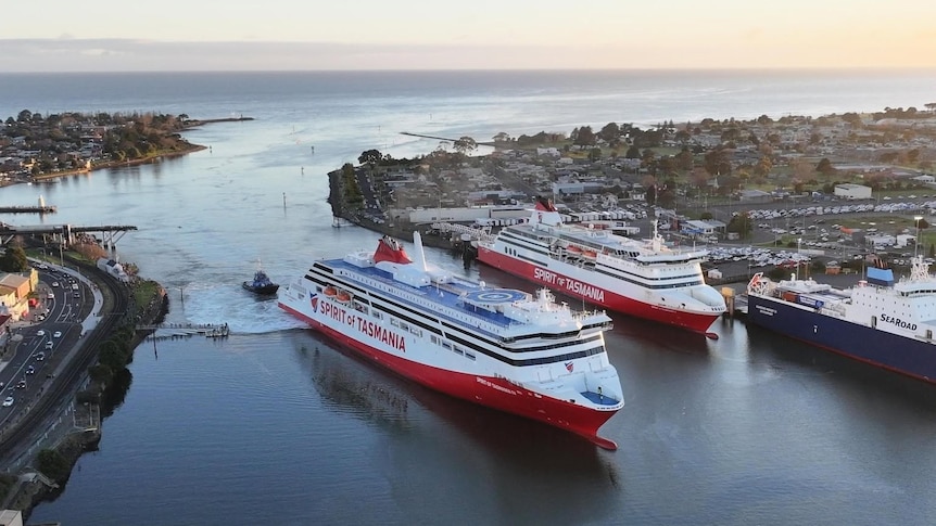 Дневные рейсы прекратят после ввода в эксплуатацию новых паромов Spirit of Tasmania