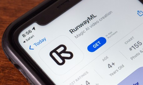 Runway AI достигла $200 млн выручки и расширяет робототехнические возможности