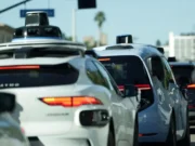 Американские законодатели, Waymo и Tesla призывают Конгресс к действиям для ускорения внедрения беспилотных автомобилей