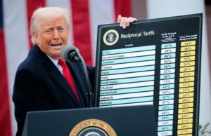 Исследование показало, что средняя стоимость тарифов Трампа для американцев в 2025 году выросла, и ситуация ожидается ухудшится