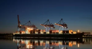ЕС приостановит ответные торговые меры против США на 6 месяцев на сумму 93 миллиарда евро