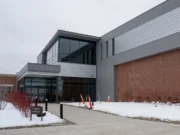 McMaster-Carr успешно работает несмотря на продажу корпоративного здания в Ауроре