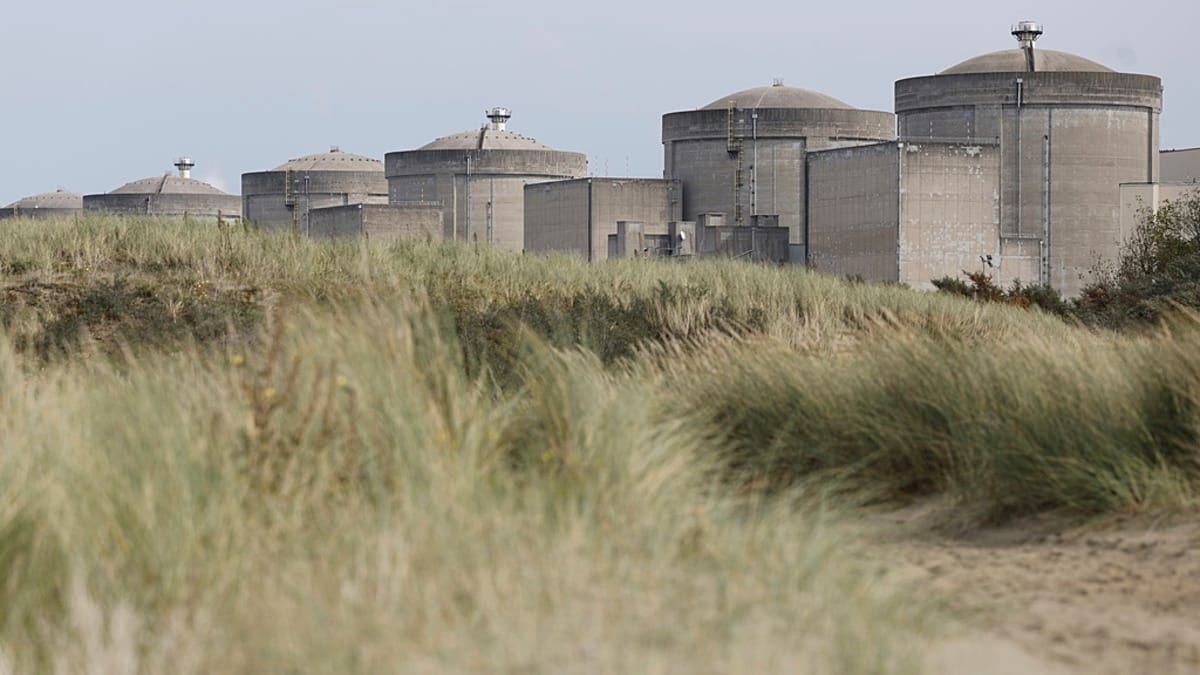 EDF подготовит площадку для двух новых блоков на АЭС Гравелин во Франции