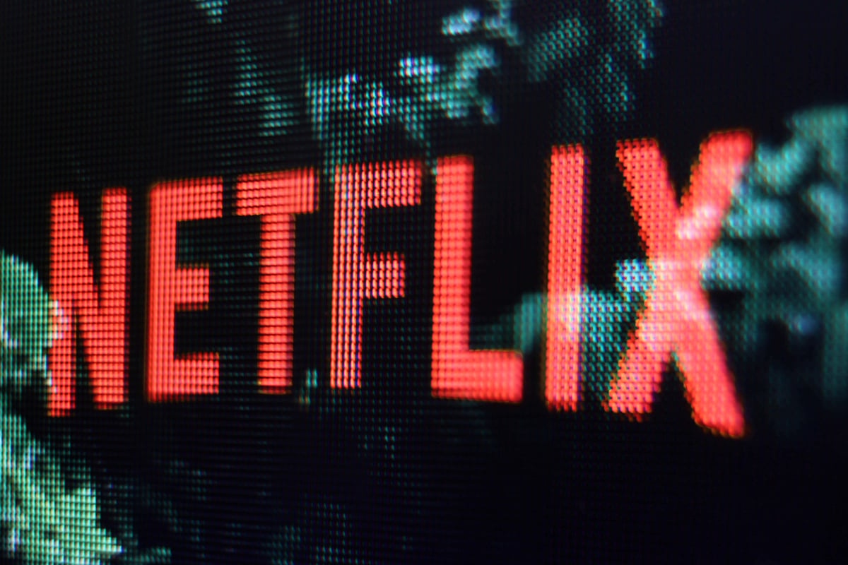 Netflix поднял цены в Великобритании: самый дешёвый тариф подорожал на треть