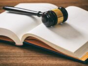 Юридична література: гід у світі законів і правил