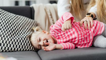 От подмышек до ступней — наши щекотные точки удивительно универсальны. Находка даёт подсказки о эволюционных происхождениях этого ощущения
